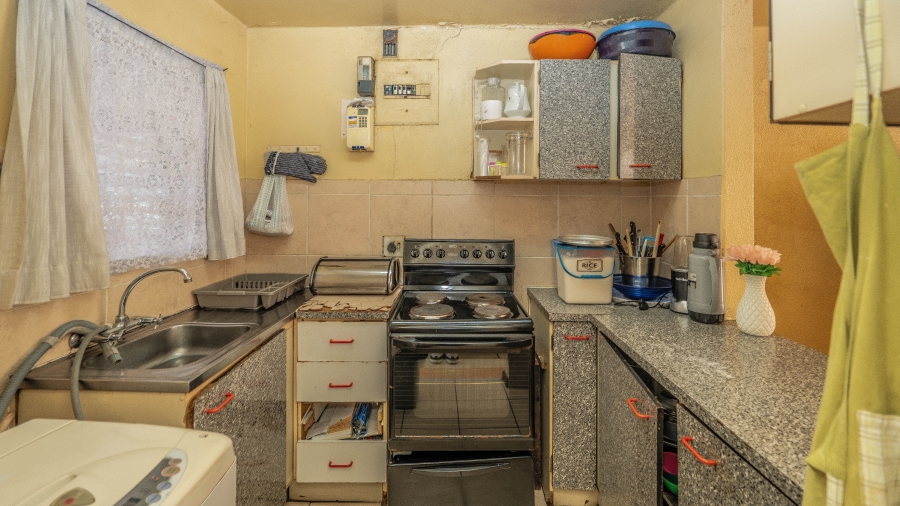 2 Bedroom Property for Sale in Oakdene Western Cape